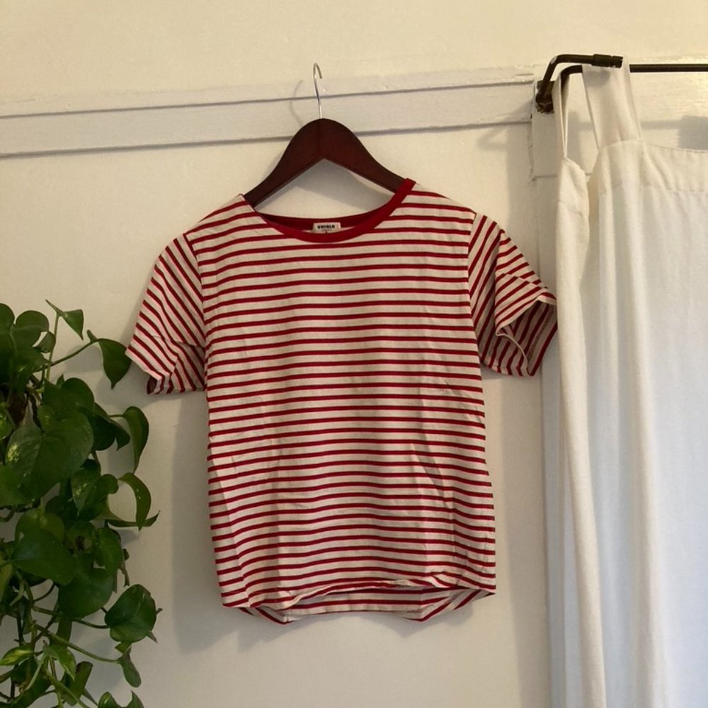 UNIQLO Women's Red Striped Tee